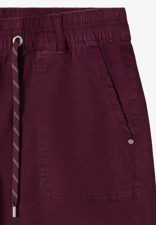 Lässige Twill-Shorts mit mittlerer Taille