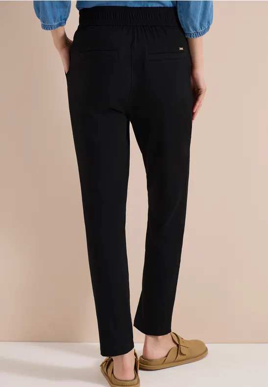 Jerseyhose mit schmalem Bein