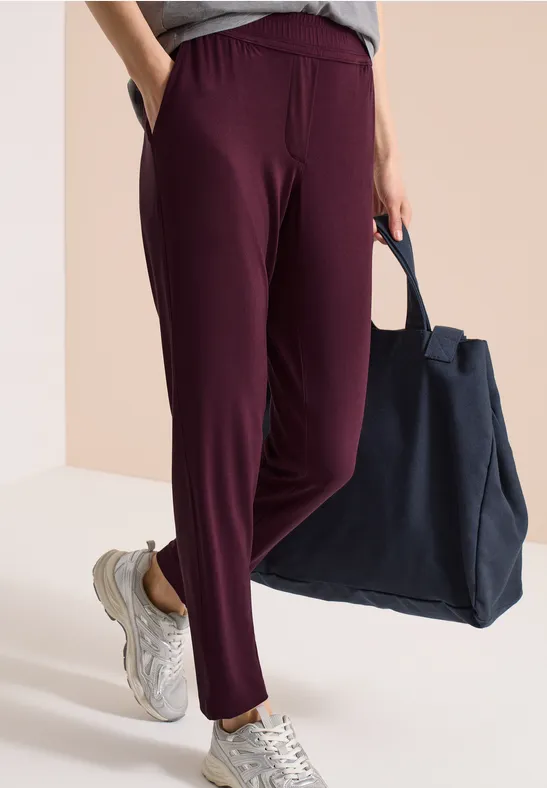Schmale Jerseyhose mit Dehnbund