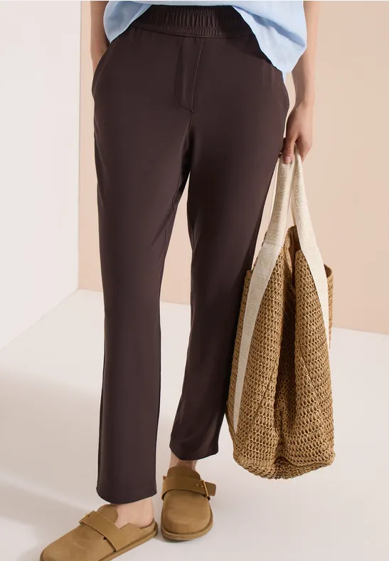 Slim Leg Mid-Waist Jerseyhose