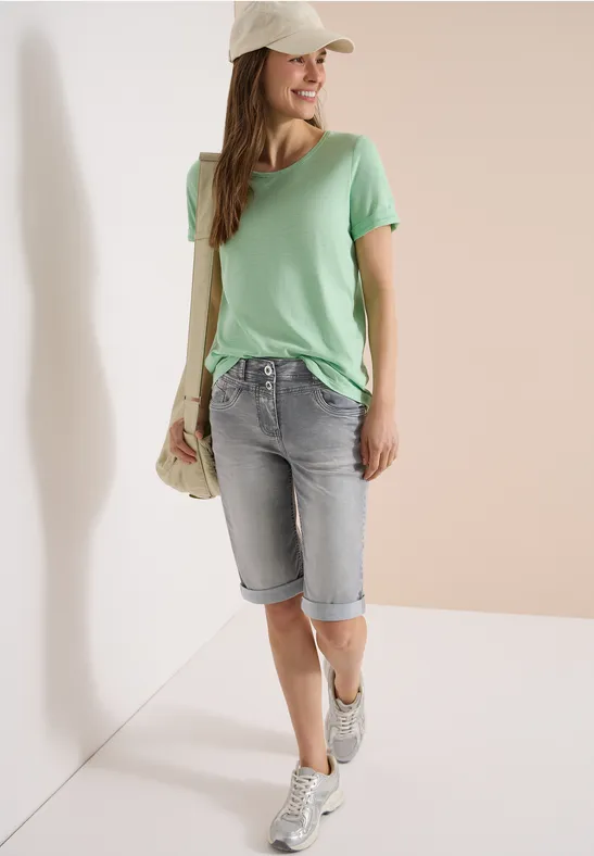High-Waist Slim-Fit Denim-Bermudas