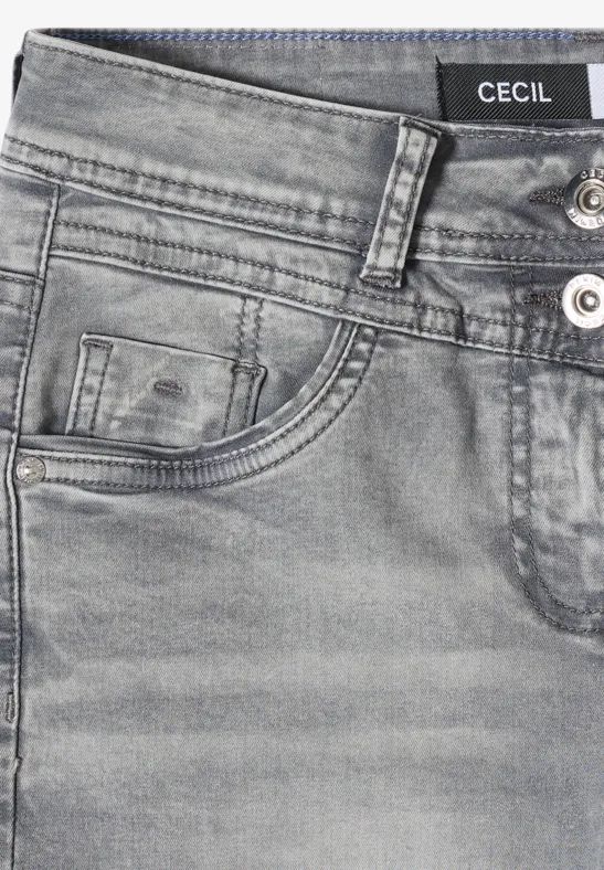 High-Waist Slim-Fit Denim-Bermudas