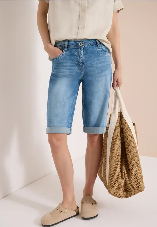 Loose Fit High Waist Jeansshorts