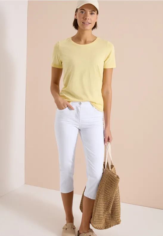 High-Waist Slim-Leg Capri-Jeans