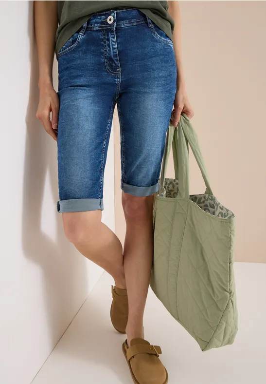 High Waist Slim Leg Jeansshorts