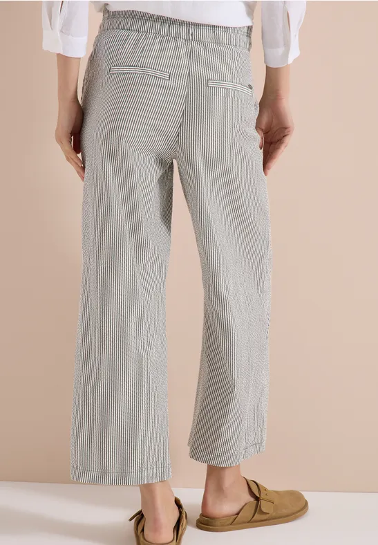 Gestreifte Wide-Leg-Hose aus Seersucker