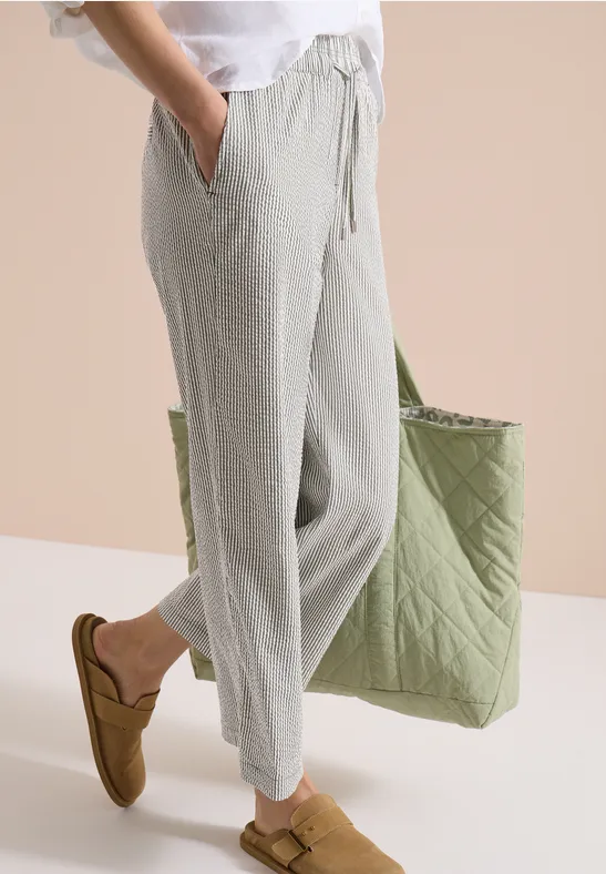 Gestreifte Wide-Leg-Hose aus Seersucker