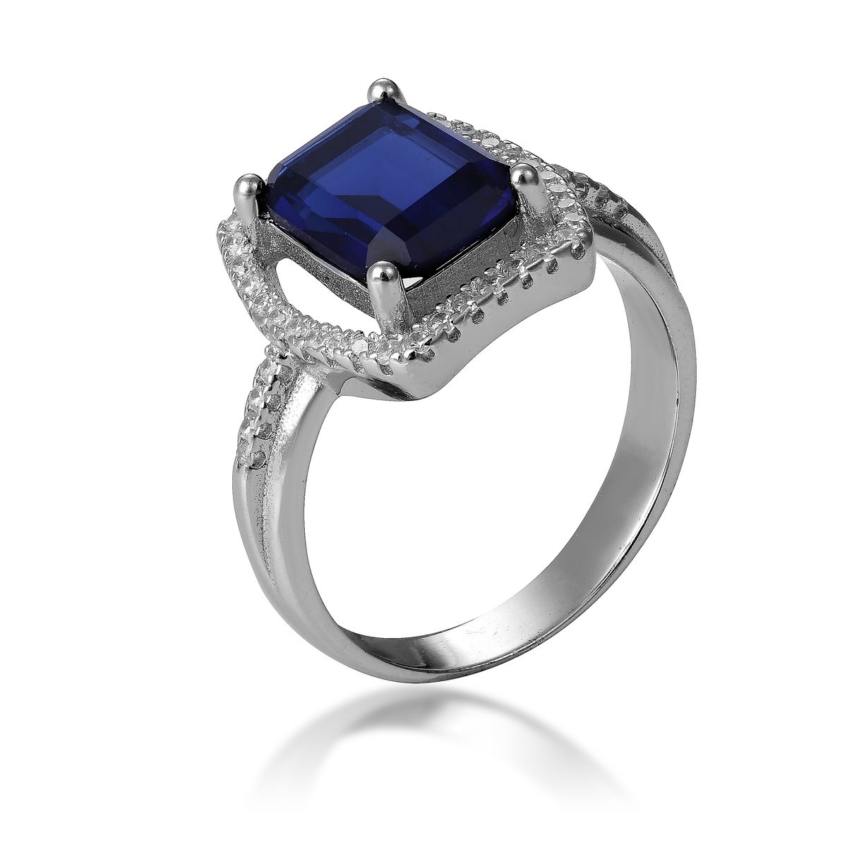 Eleganter Halo-Ring mit Smaragdschliff