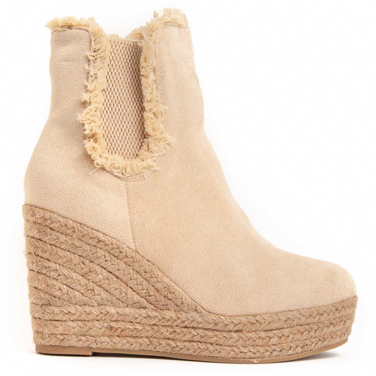 Fransen-Keilstiefeletten im Espadrille-Stil