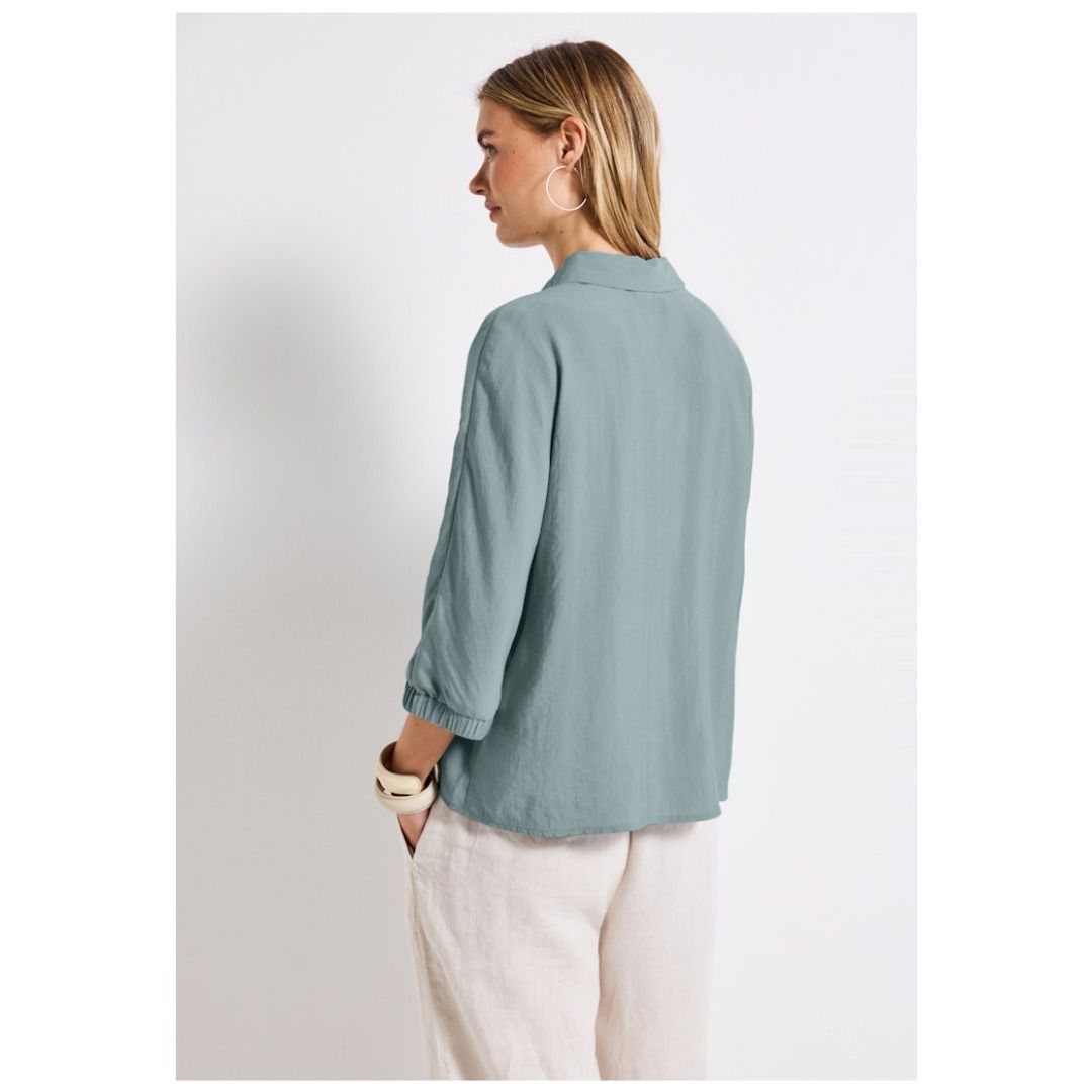 Lockere Hemdbluse mit Bündchenärmeln