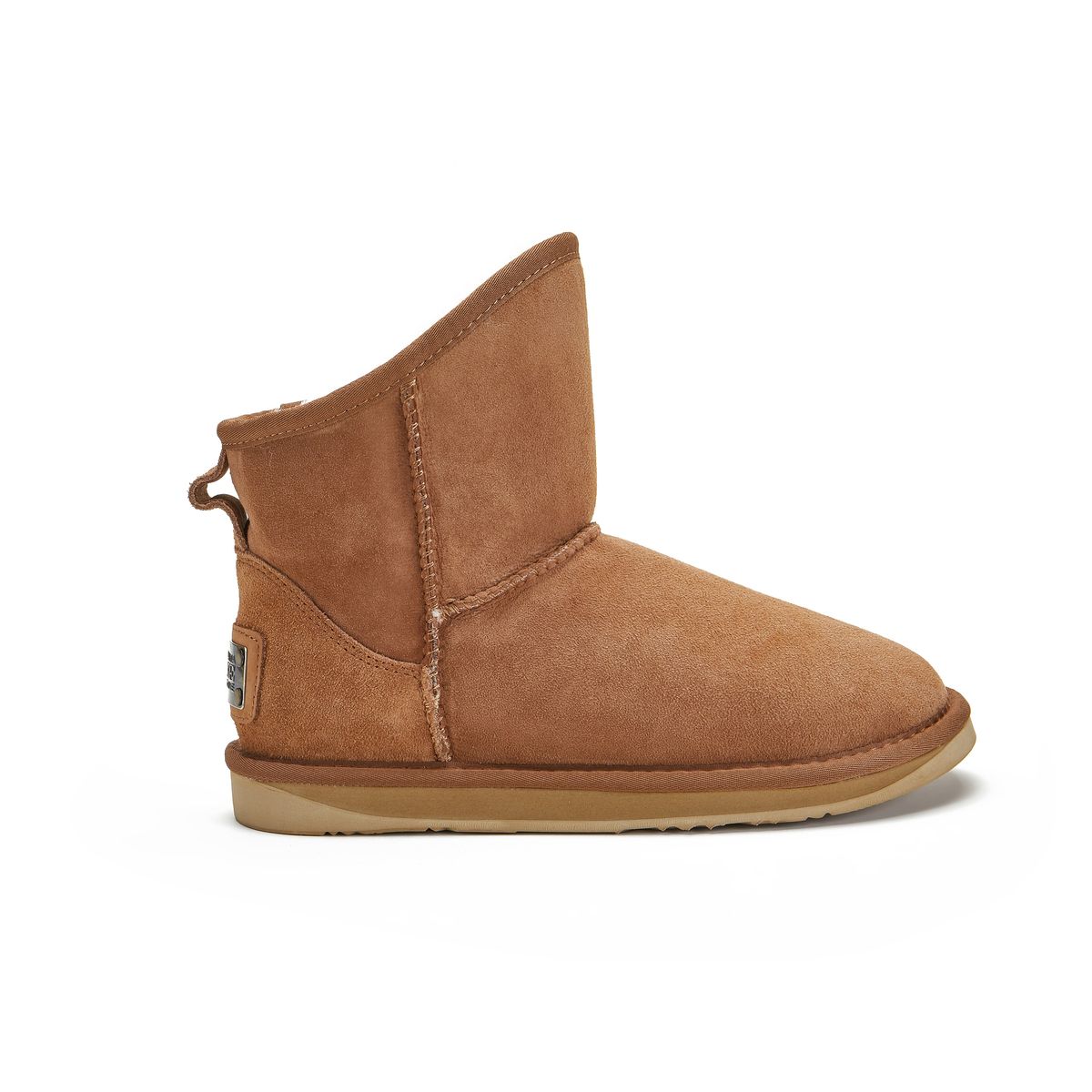 Kurze Stiefel aus Lammfell und Wildleder