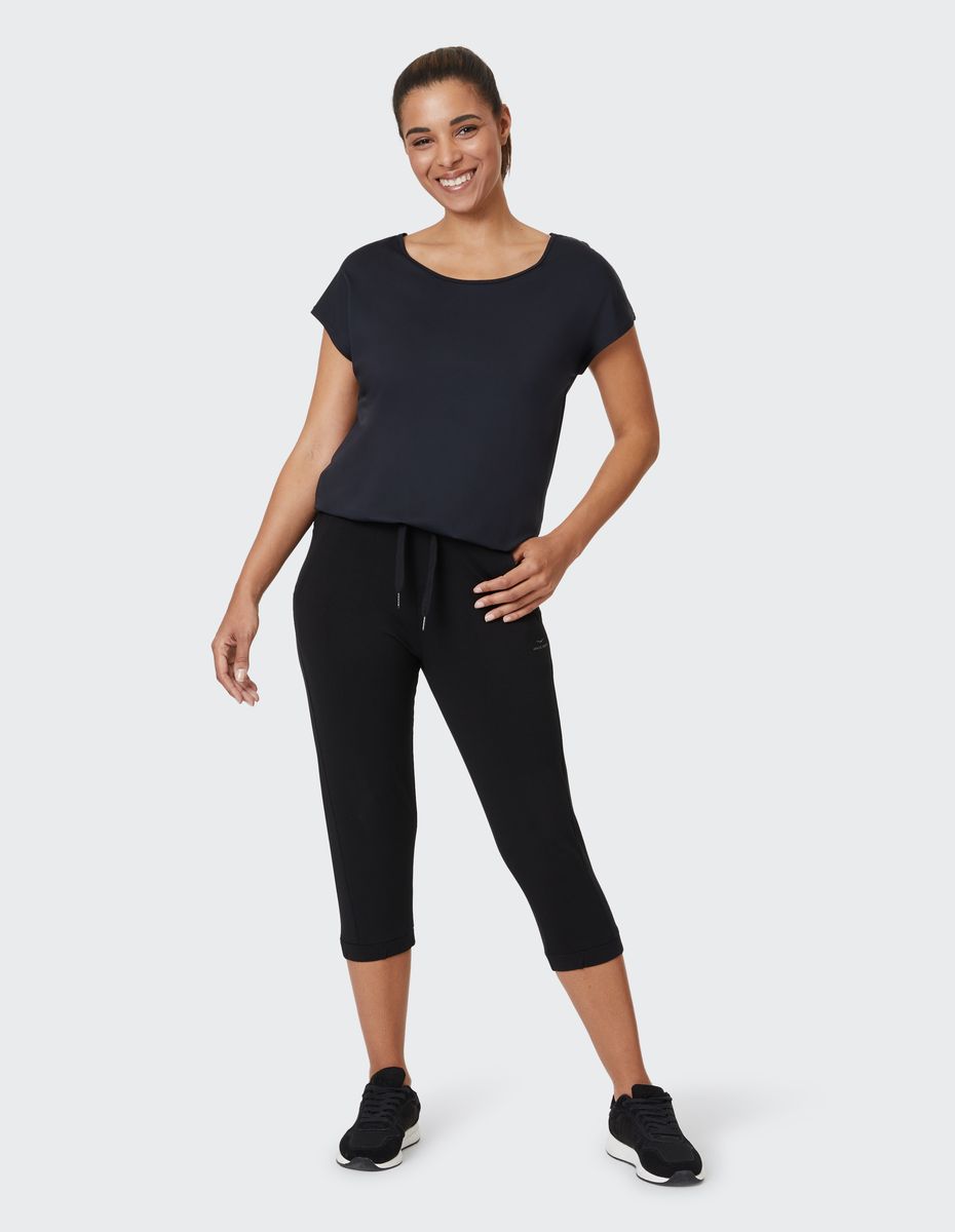 Funktionsshirt mit weitem Rundhalsausschnitt