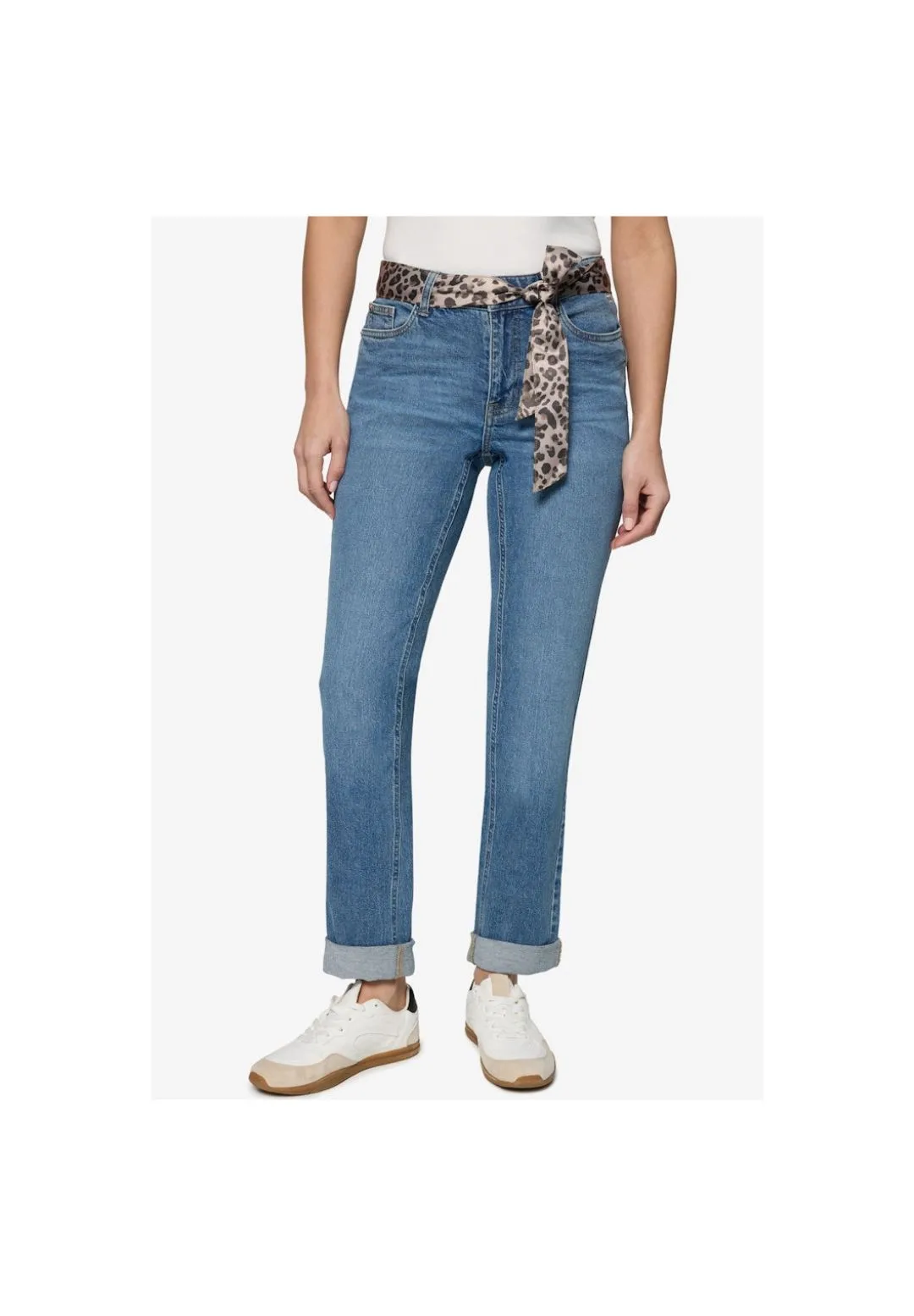 Straight-Leg-Jeans mit Tuchgürtel