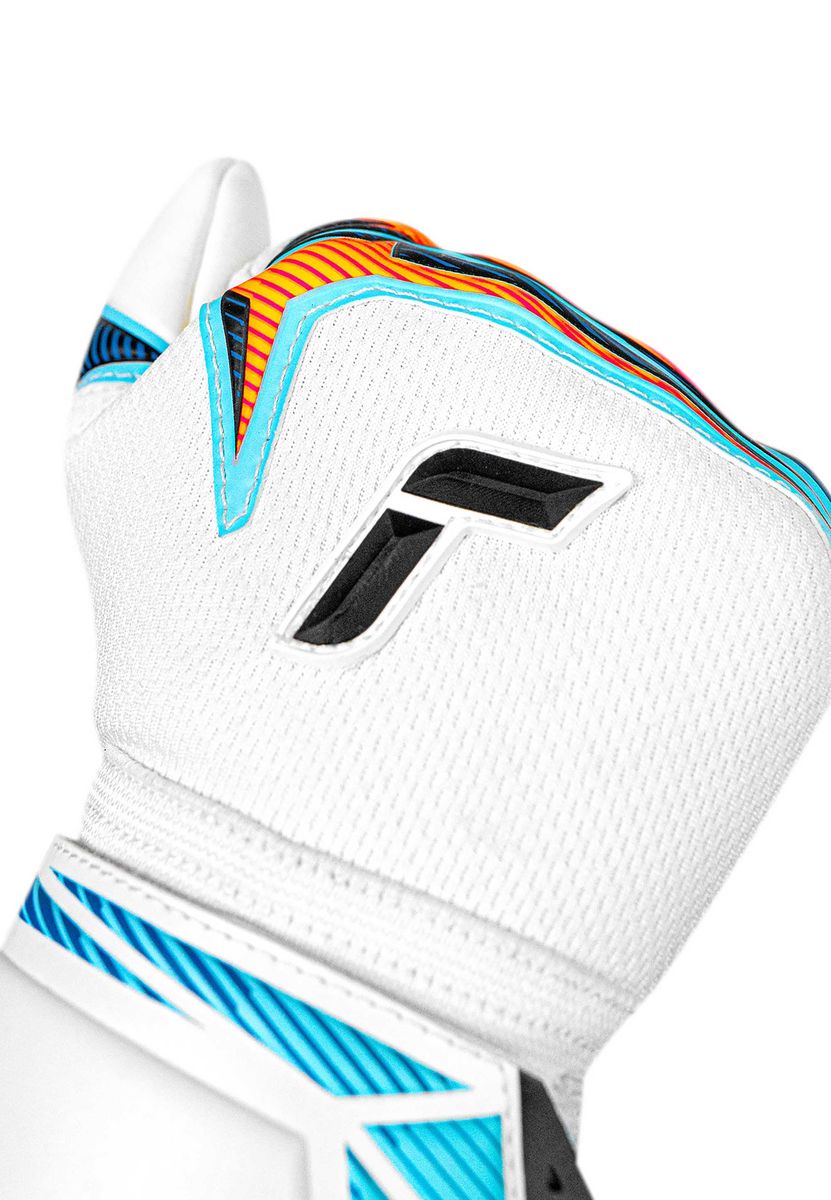 Attrakt Advance Performance Torwarthandschuhe
