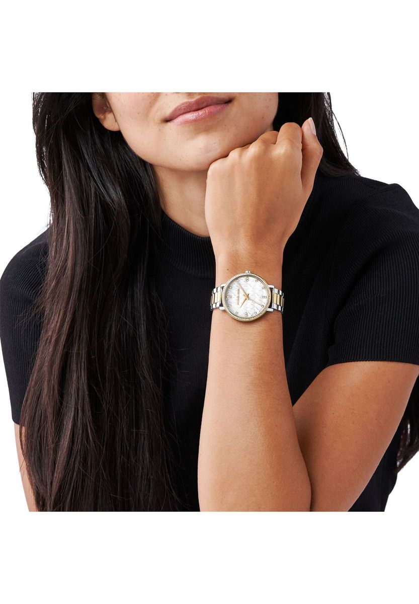 Elegante Pyper Uhr mit Kristallen