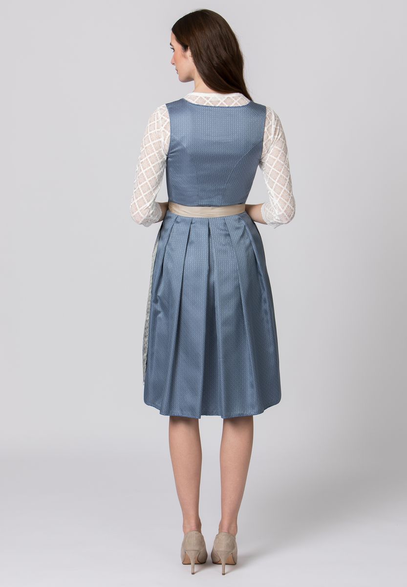 Traditionelles Jacquard-Dirndl mit Schürze