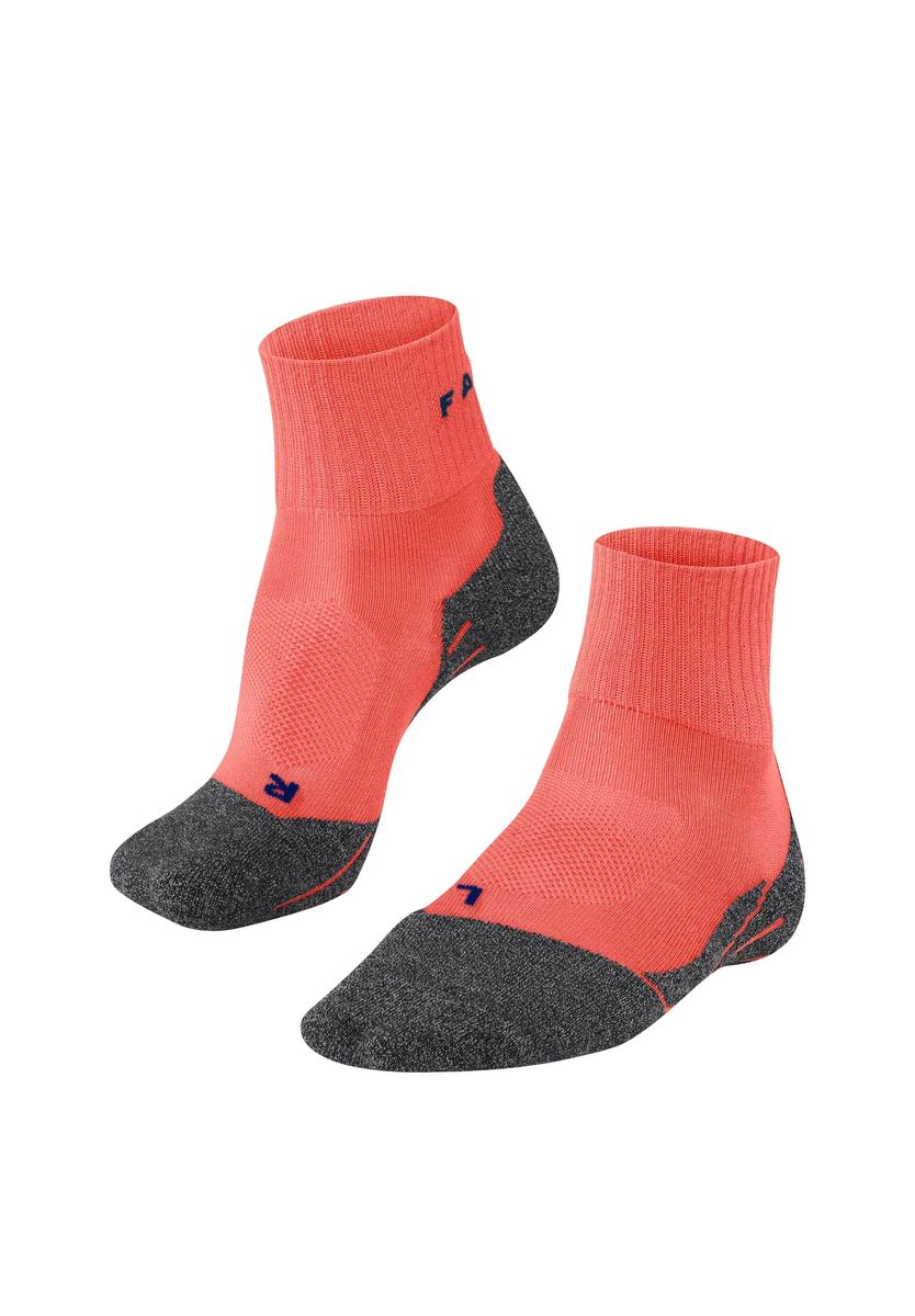 Leistungsstarke kühlende Wandersocken