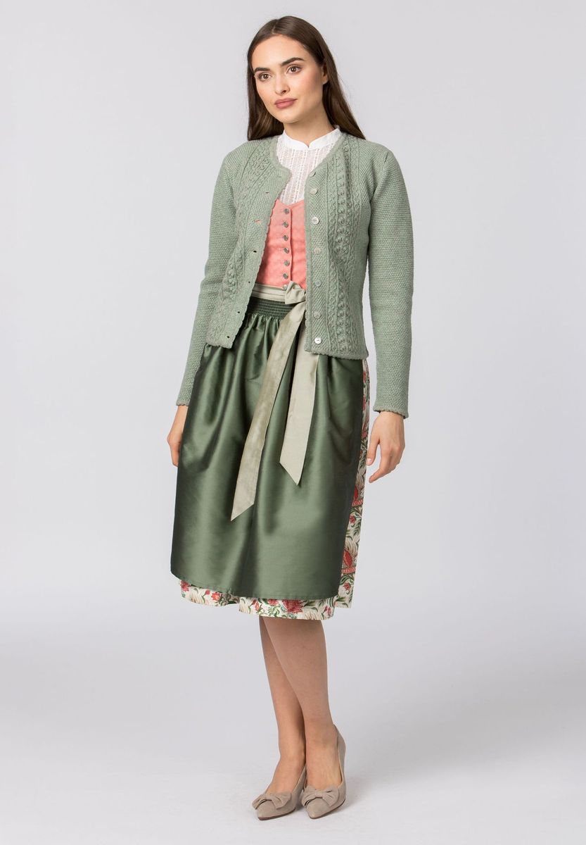 Traditionelle Trachtenstrickjacke mit Zopfmuster