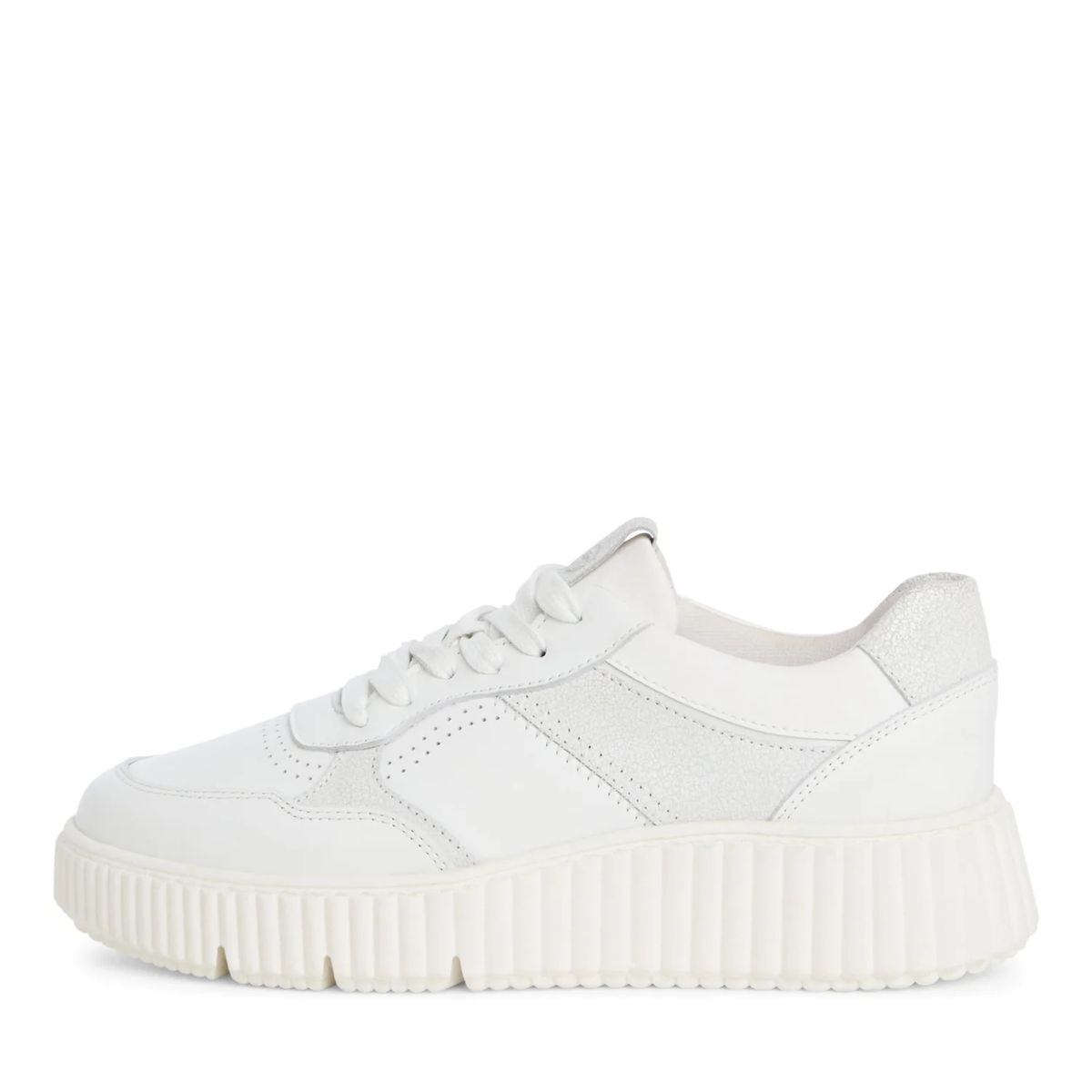 Clean Weiße Plateau-Sneaker