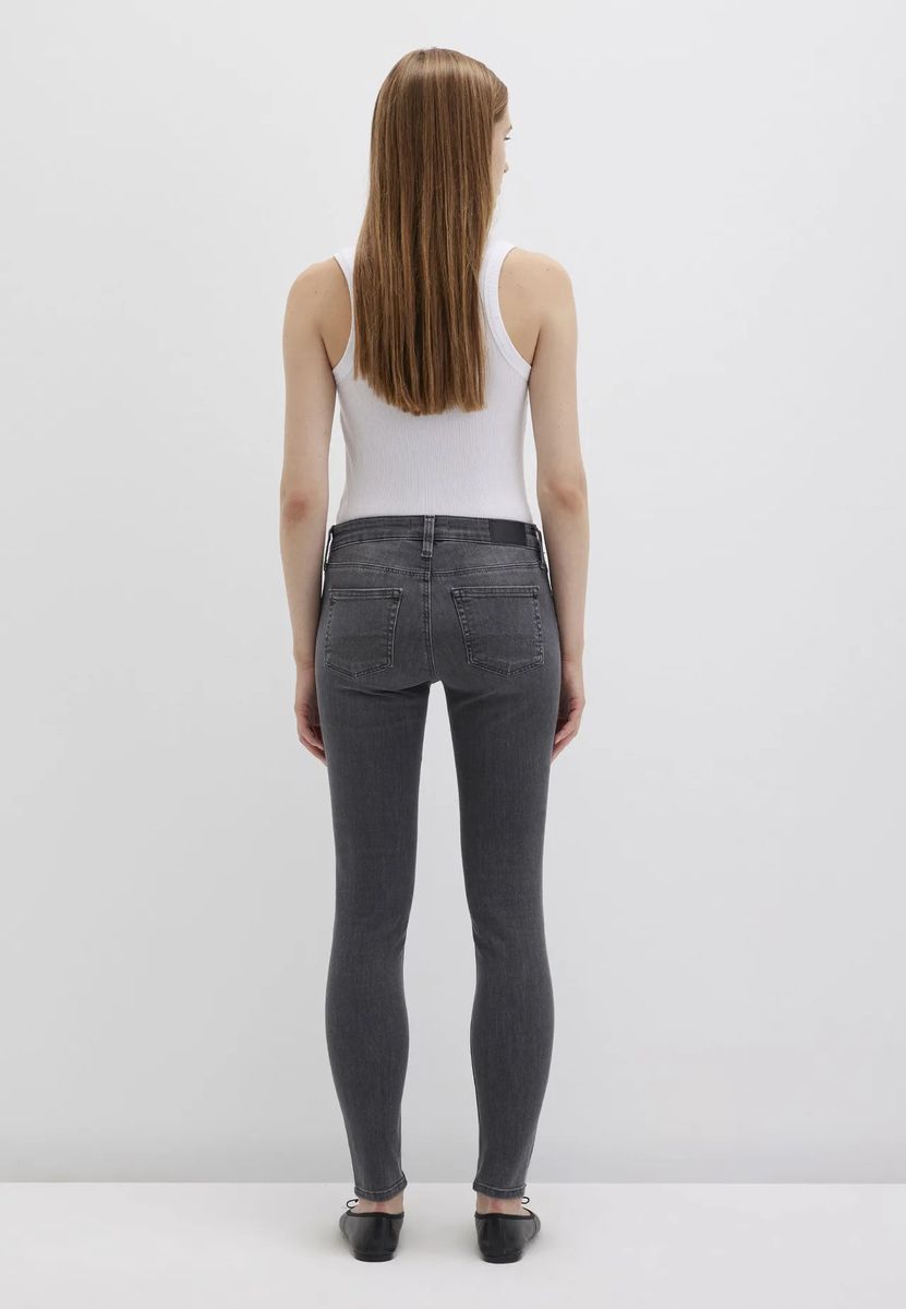 Slim Fit Jeans mittlerer Bund