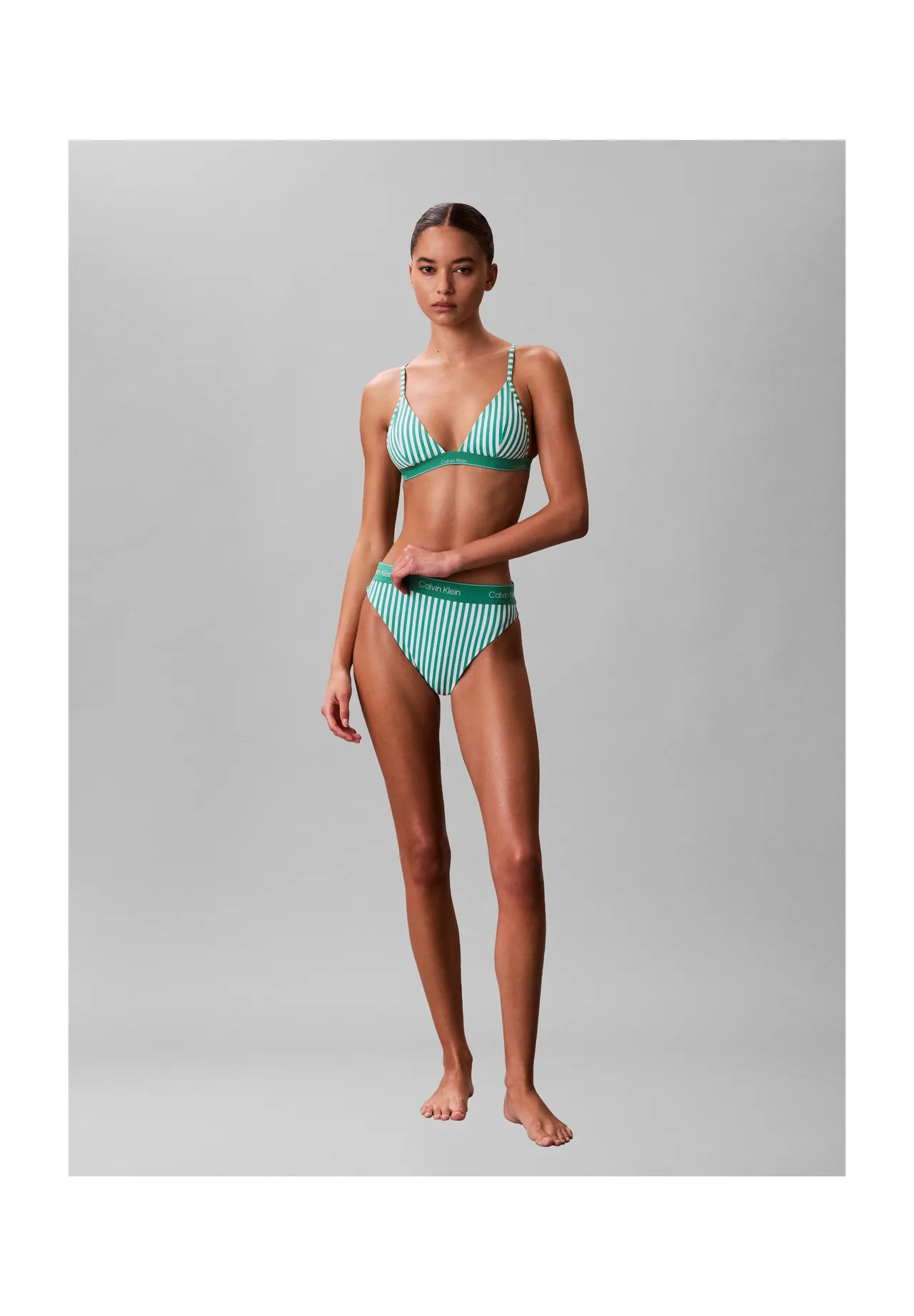 Gestreiftes Triangel-Bikini-Set