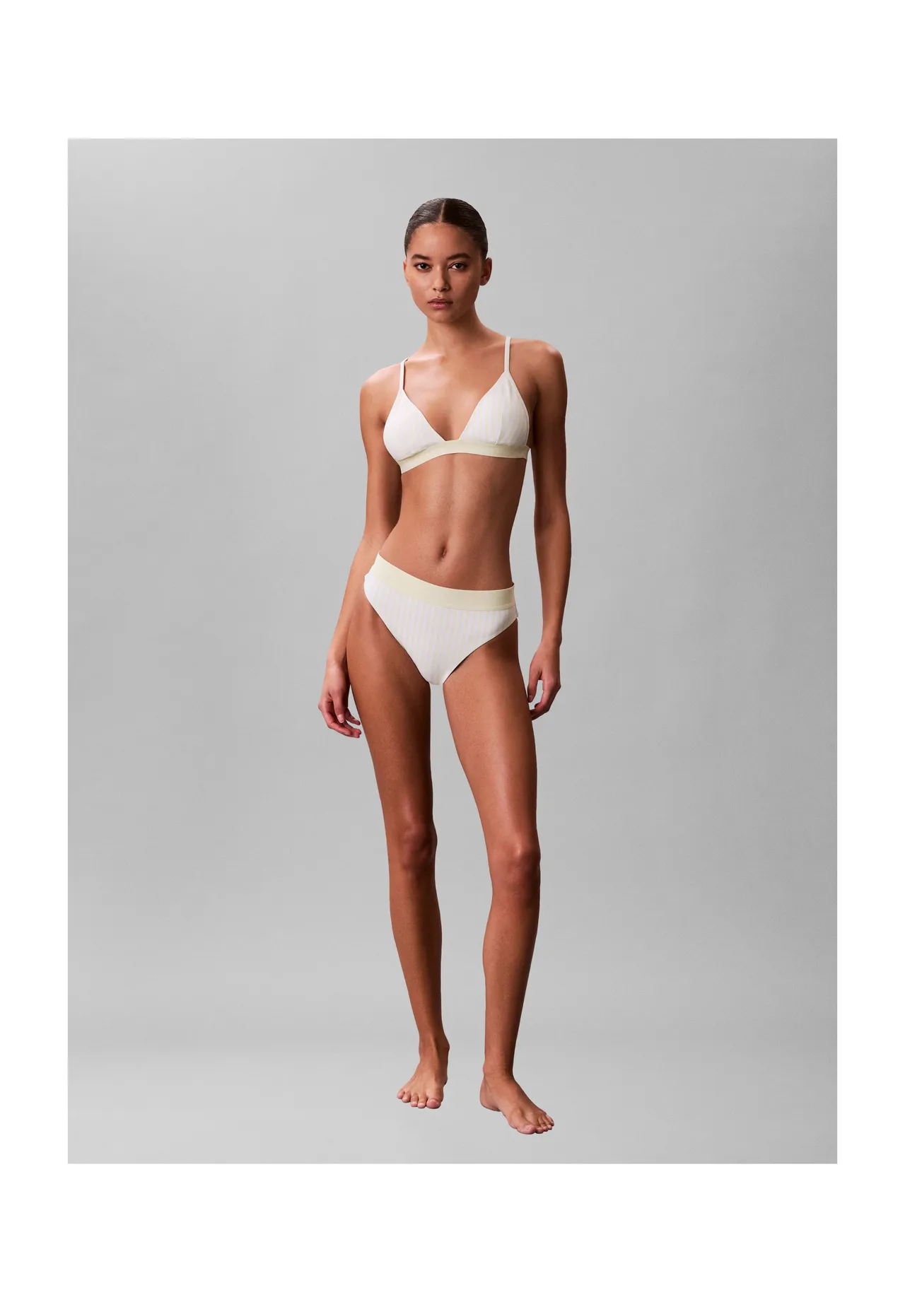 Gestreifter Triangel-Bikini mit elastischem Bund