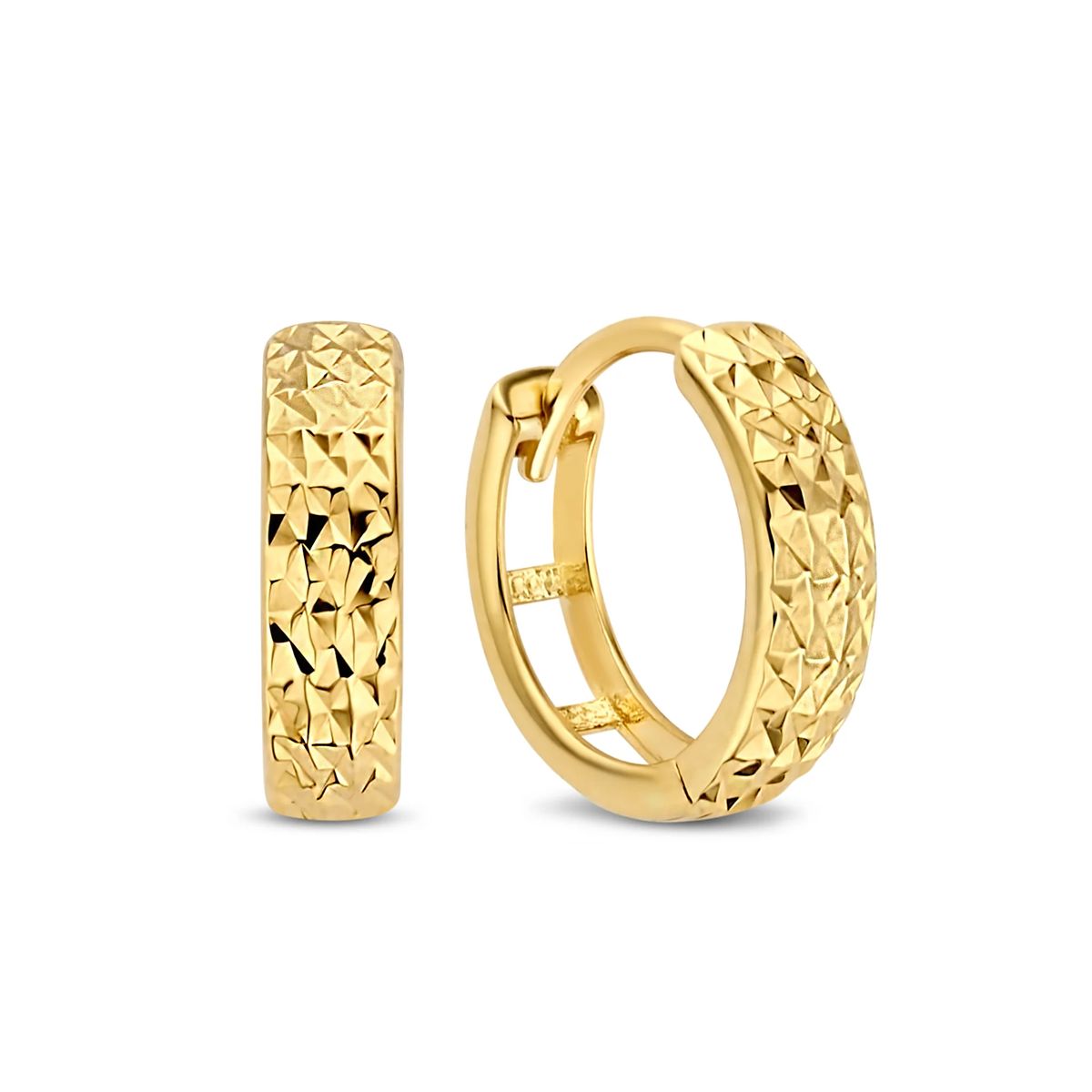 Goldene Creolen mit Diamantschliff