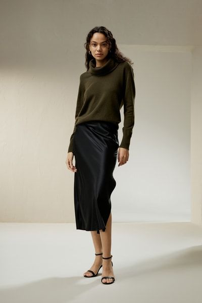 Eleganter Kaschmirpullover mit Wasserfallausschnitt