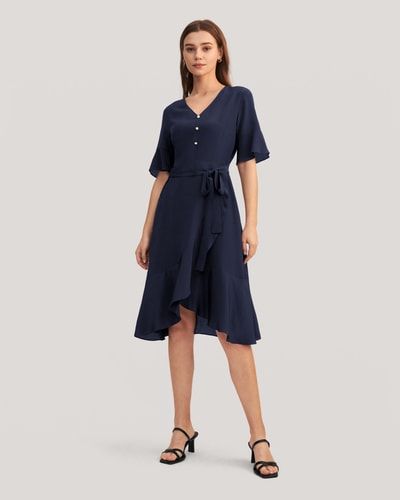Seiden-Midikleid mit V-Ausschnitt
