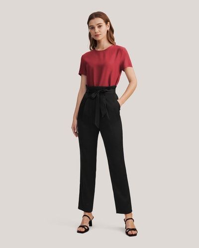 Gerade Seidenhose mit Bindegürtel