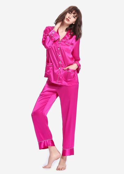 Elegantes Seiden-Pyjama-Set