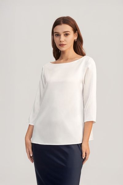 Elegante Seidenbluse mit Bootshalsausschnitt