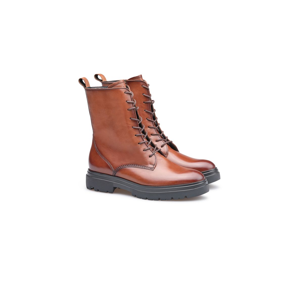Leder-Schnürstiefel mit Profilsohle