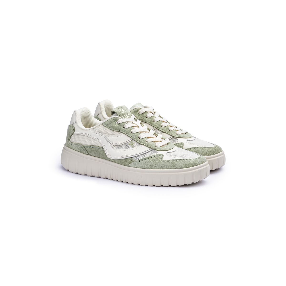 Chunky Low-Top Sneaker im Materialmix