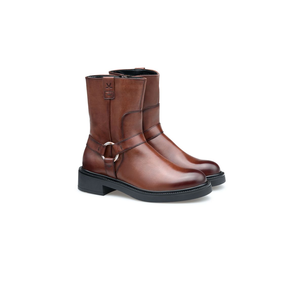 Mittelhohe Biker-Boots mit Riemendetail