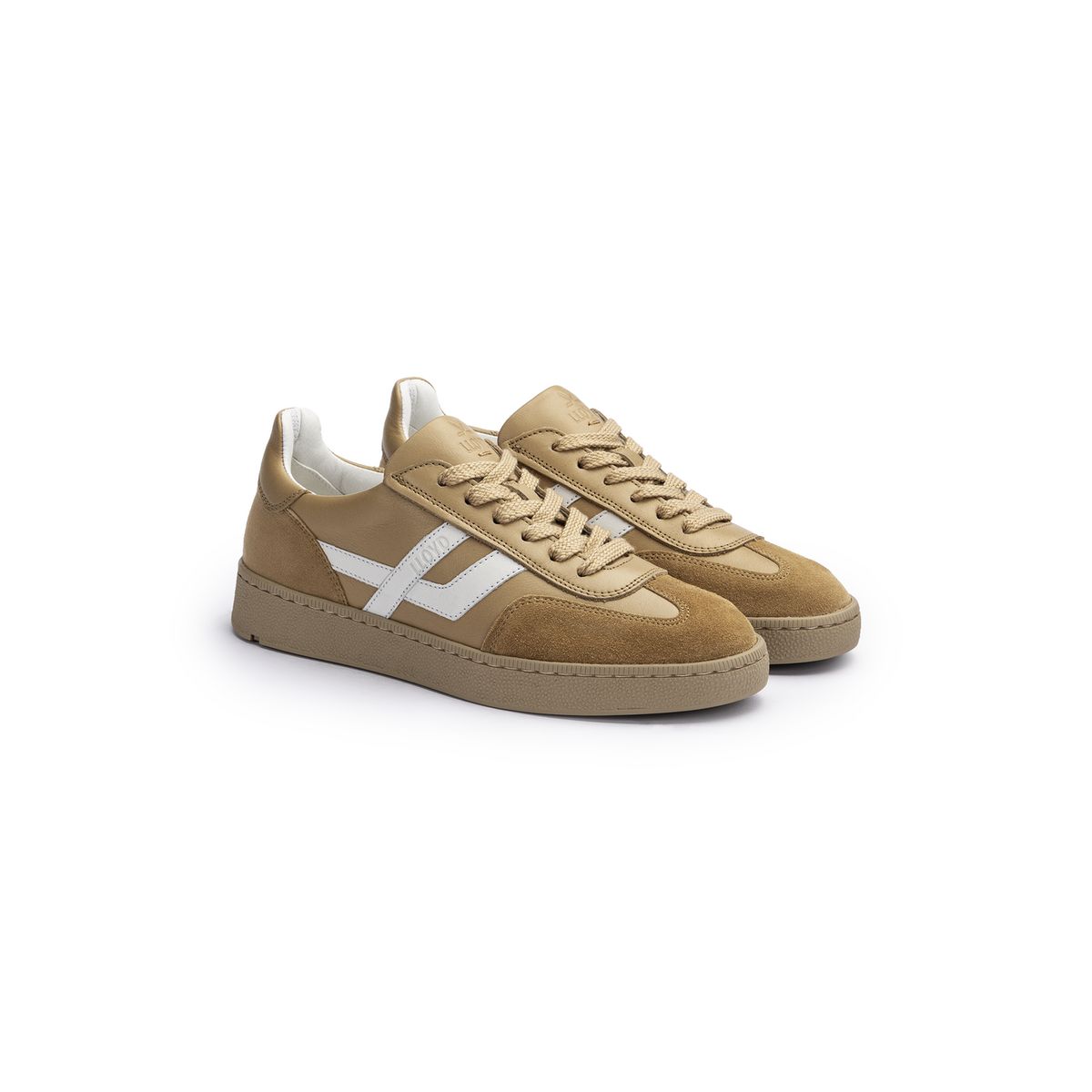 Flache Wildleder- und Leder-Sneaker