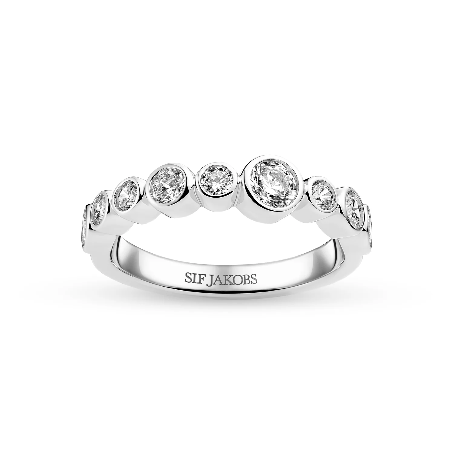 Ring mit Zargenfassung und verschiedenen Steingrößen