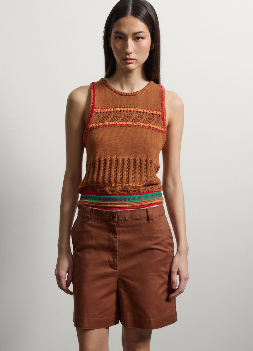Ärmelloses Stricktop mit Ethno-Muster