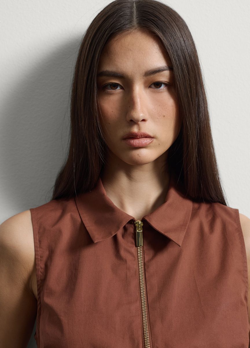 Ärmelloses Shiftkleid mit Reißverschluss