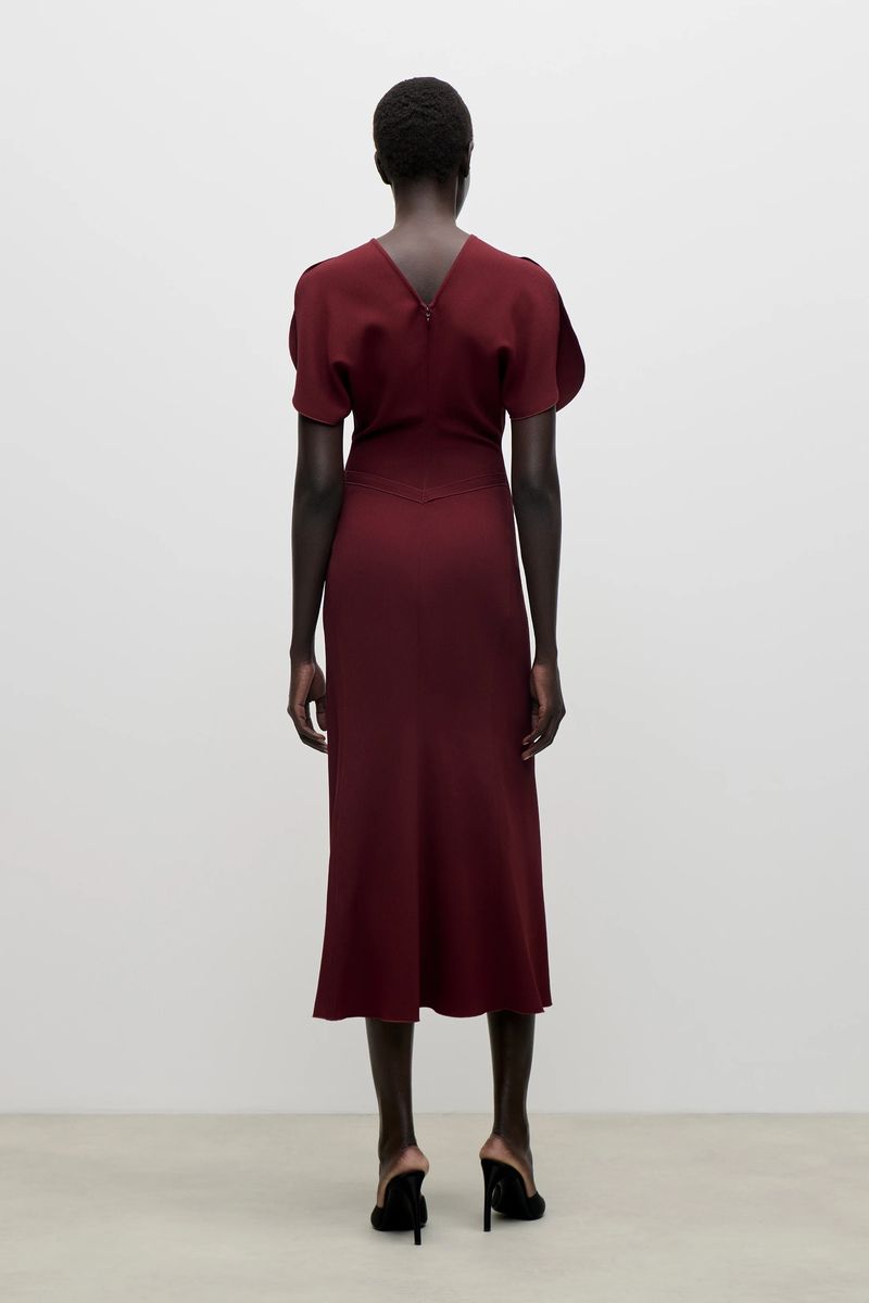 Midi-Kleid mit geraffter Taille