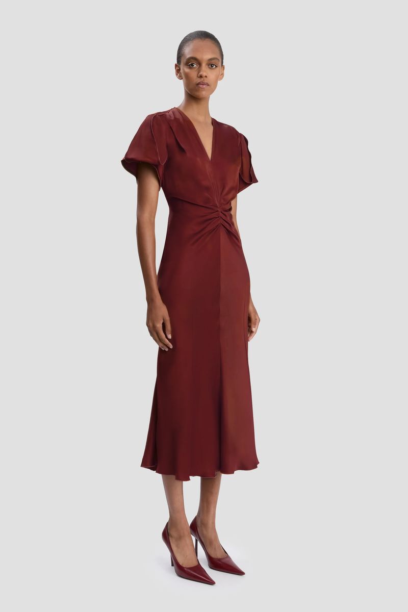 Satin-Midikleid mit Taillenraffung