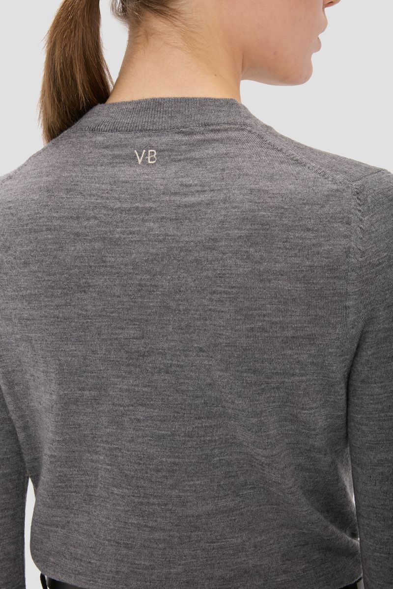 Leichter Feinstrick-Pullover mit Rundhalsausschnitt