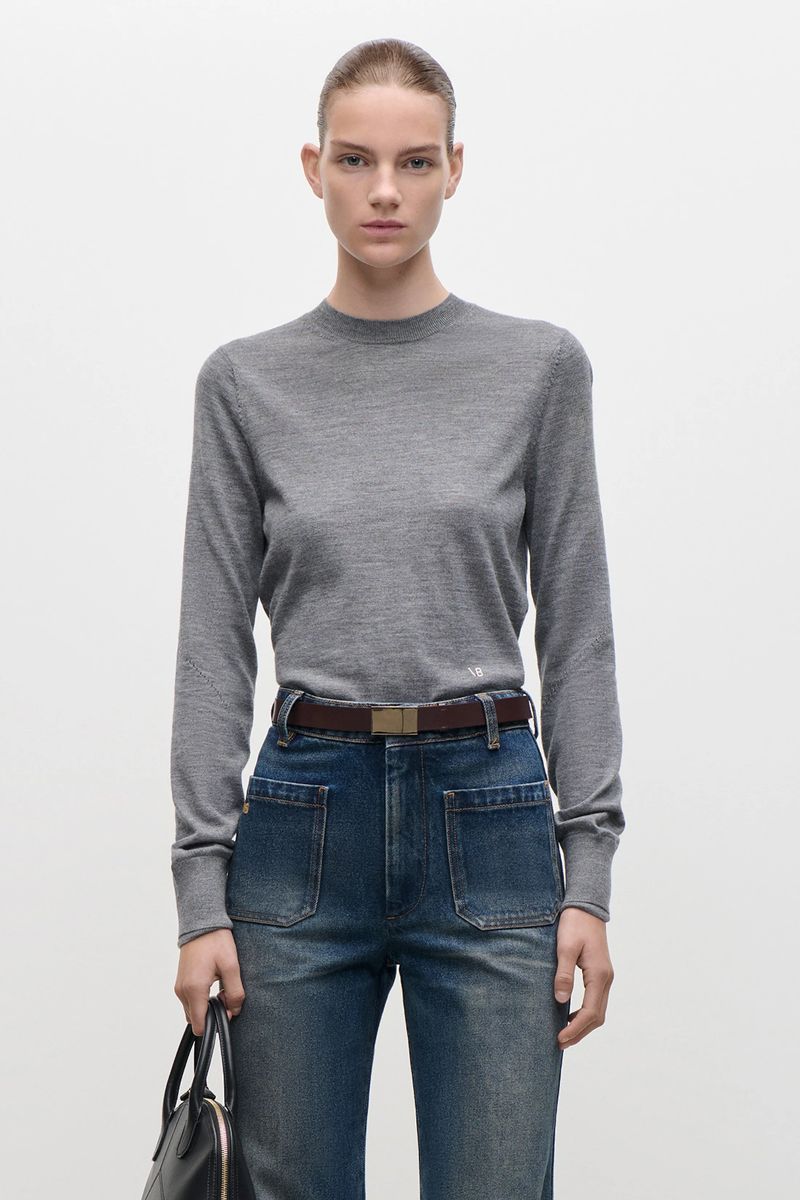 Leichter Feinstrick-Pullover mit Rundhalsausschnitt