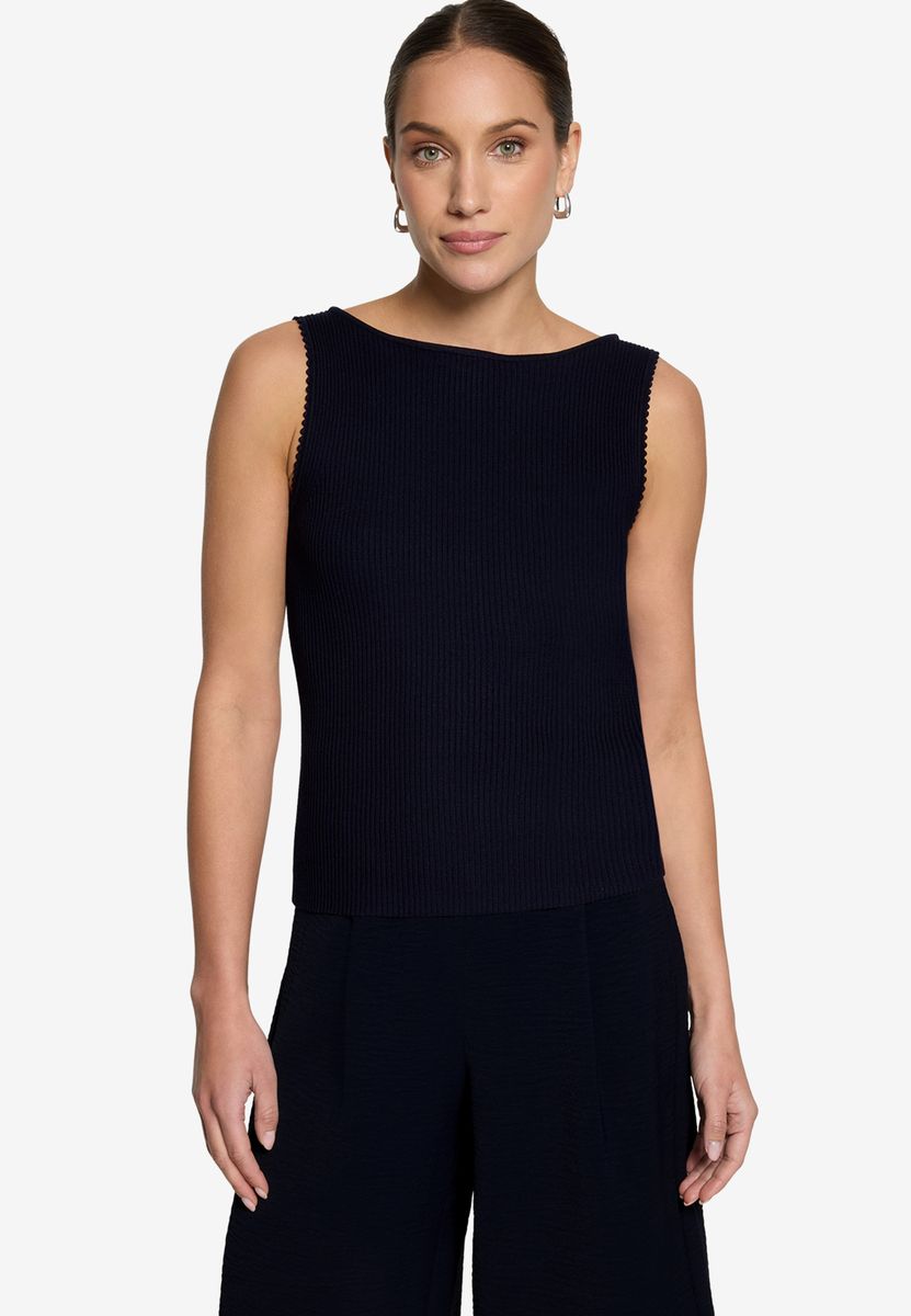 Elegantes Rippstrick-Top mit U-Boot-Ausschnitt