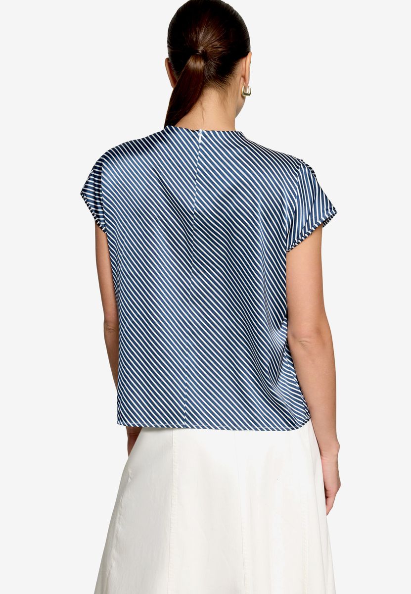 Elegante Satinbluse mit Drapierung