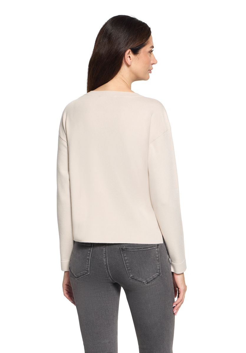 Minimalistischer Feinstrickpullover mit Tunnelzug
