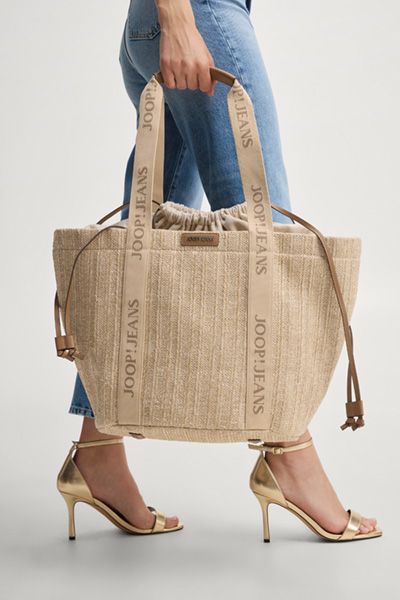 Geflochtener Shopper mit Kordelzug