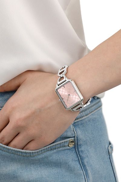 Armbanduhr mit Signé-Design und Gliederarmband