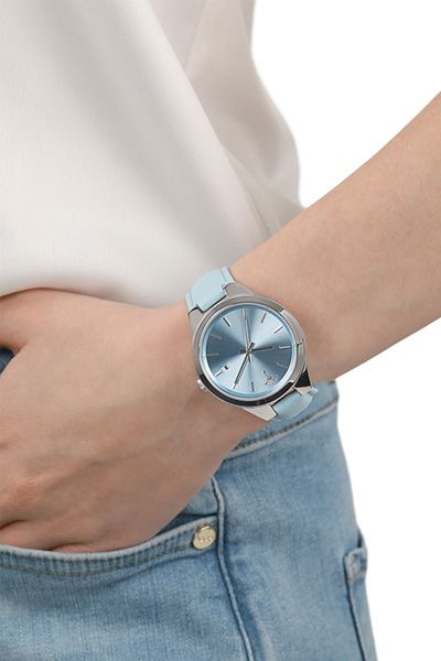 Elegante Armbanduhr mit Lederarmband