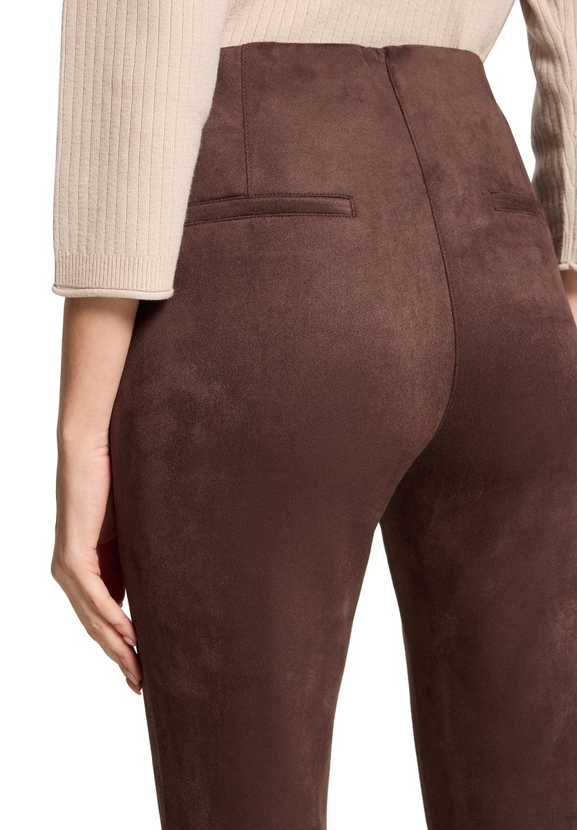 Hochtaillierte Hose in Wildleder-Optik